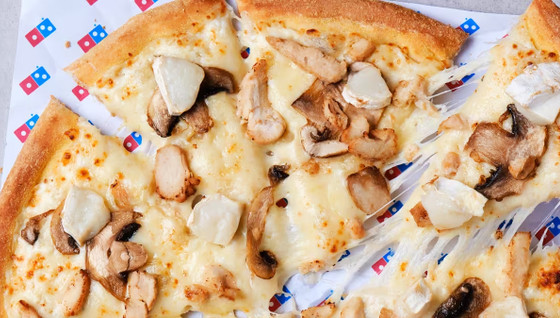 Inoxtag s'associe à Dominos pour créer la Dominox !