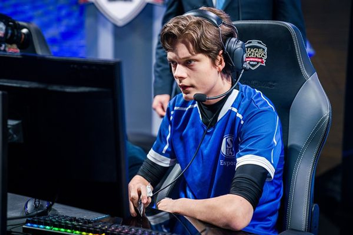 600px-S04_Pride_EULCS2018