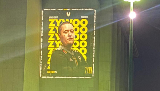 ZywOo signe chez Vitality jusqu'en 2024 et apparaît dans les rues de Paris