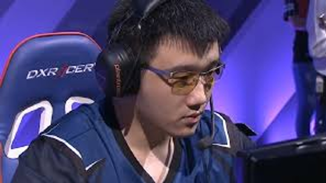 LoL : Vasilii, joueur LPL, interpellé pour violences