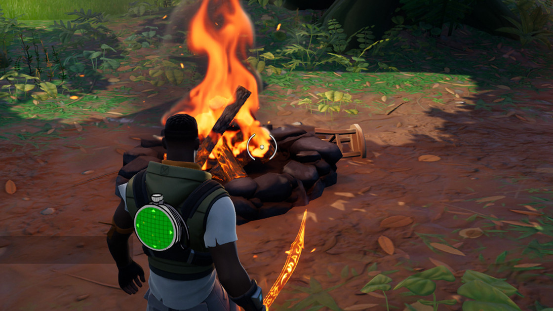 Danser devant un feu de camp allumé de nuit sur Fortnite, comment réaliser le défi Cauchemars 2022 ?