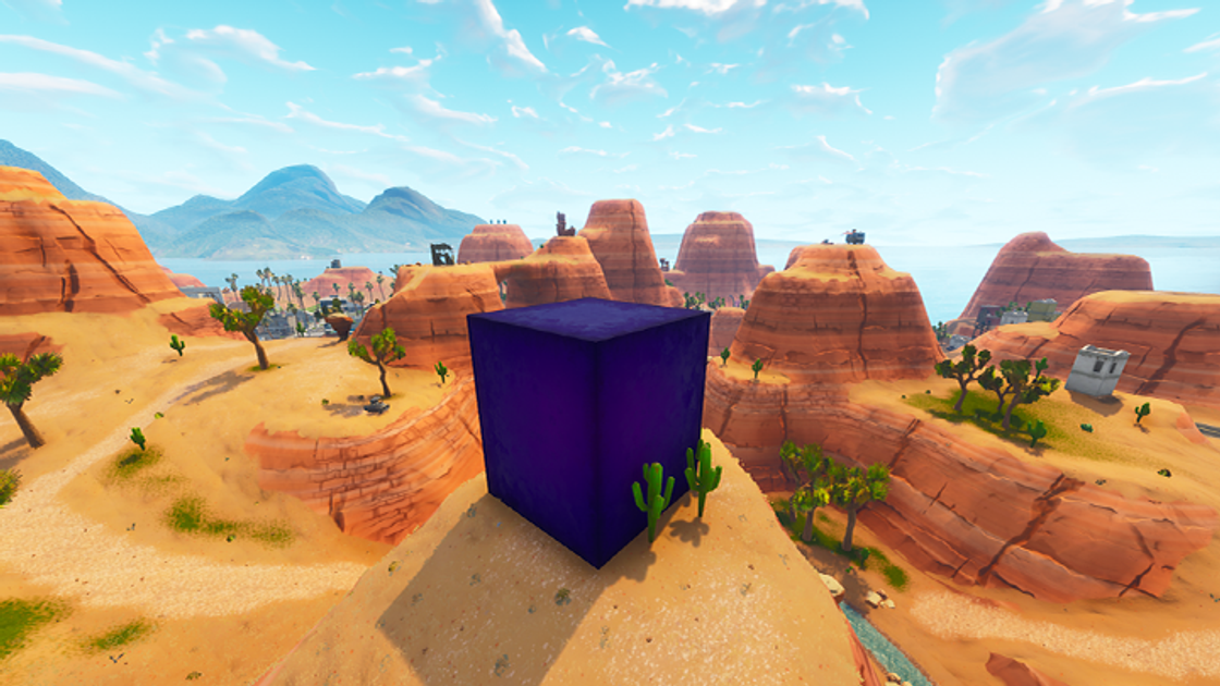 Fortnite : Apparition d'un cube dans le désert
