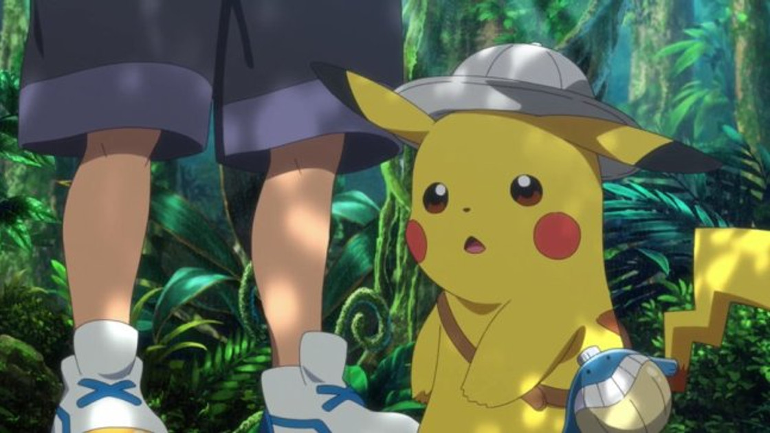 Pikachu Explorateur shiny dans les Heures de Pokémon Vedette de décembre sur Pokémon GO