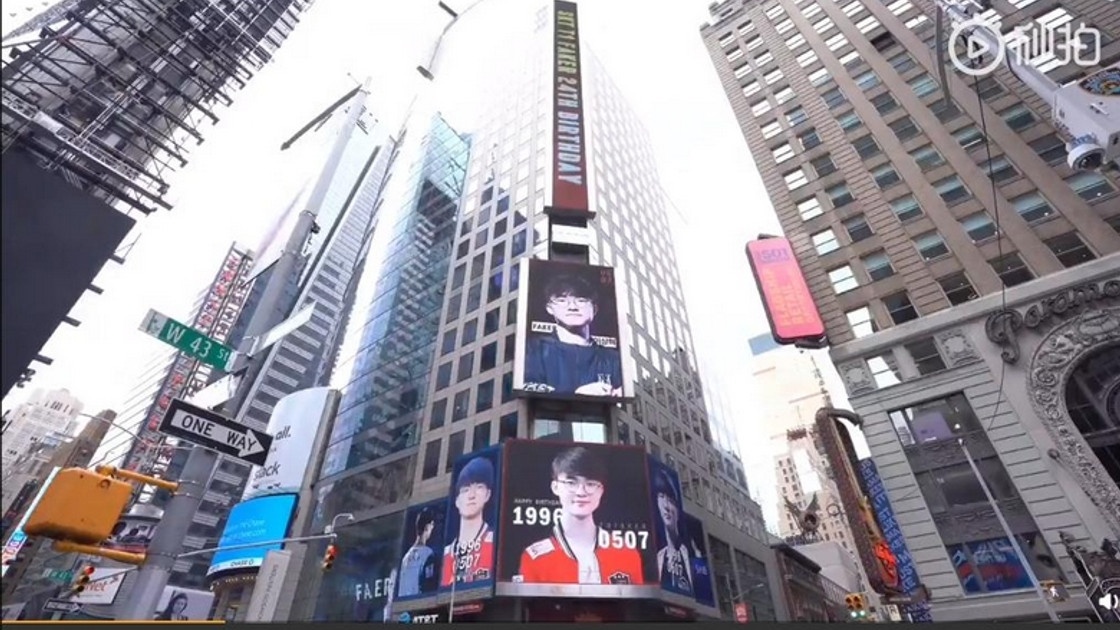 LoL : Faker fait la une sur Times Square à New York pour son anniversaire