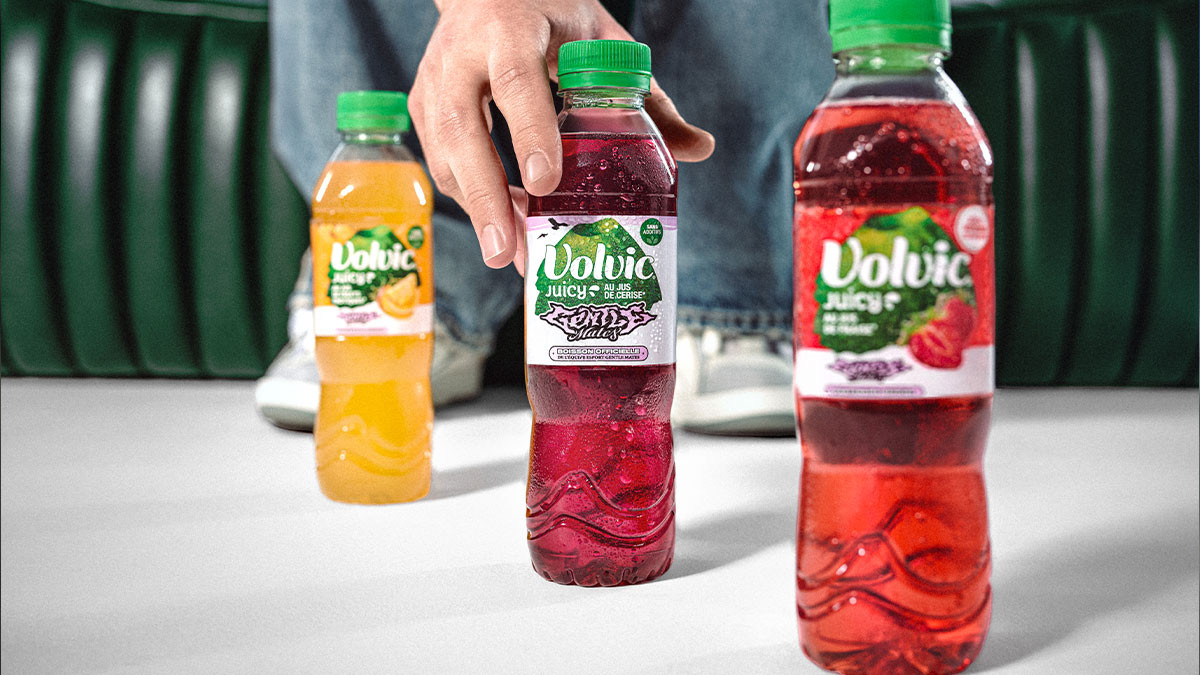 Be Gentle, Play Juicy : Volvic et Gentle Mates lancent la saveur cerise !