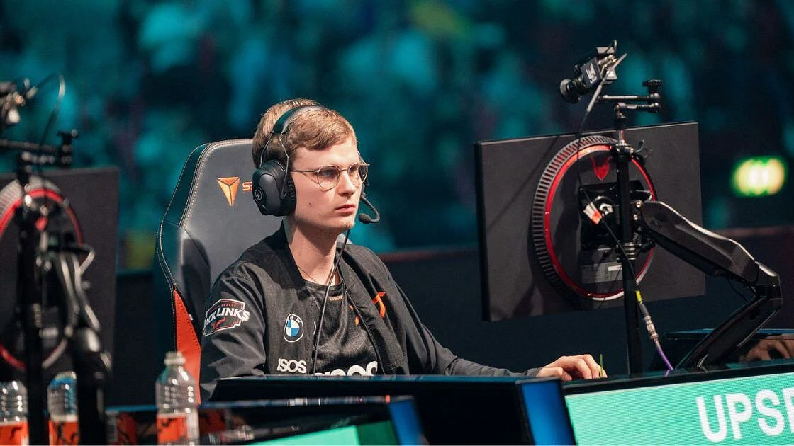 LoL : Upset invoque le Wifebuff pour faire un pentakill aux Worlds