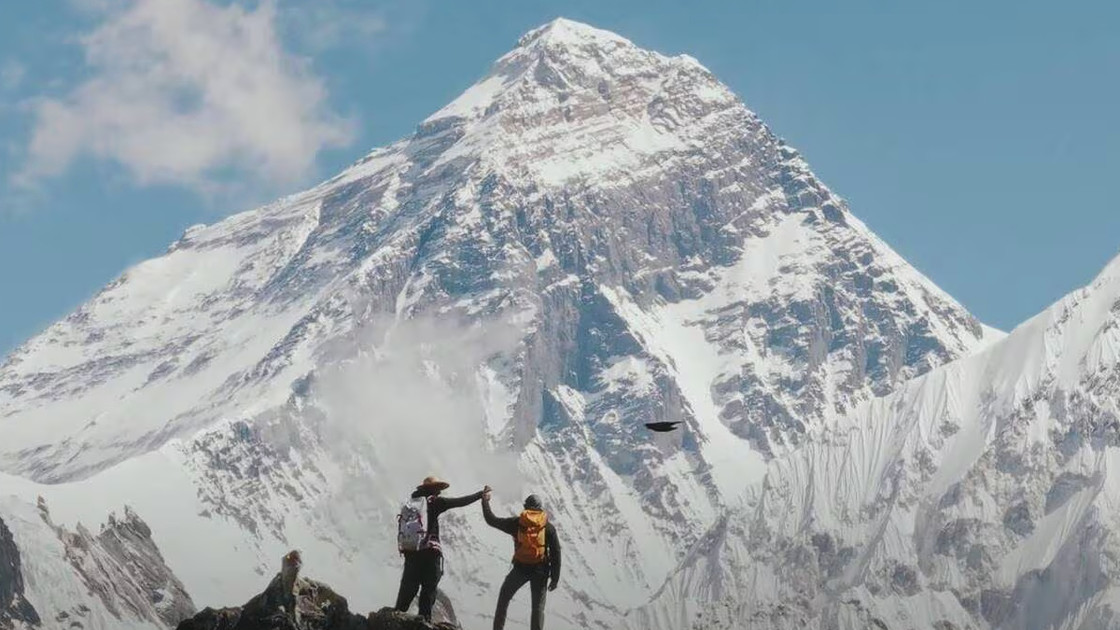 Inoxtag ascension Everest durée : Combien de temps pour monter le mont ?