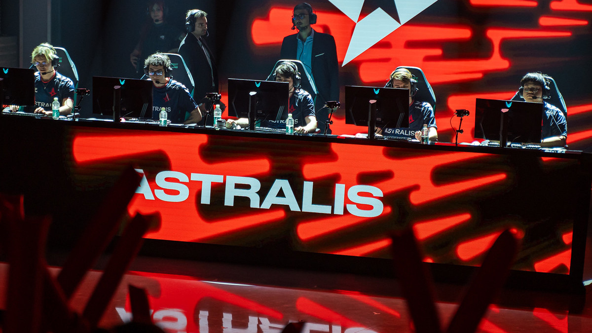 LoL : Astralis chercherait à vendre son slot en LEC, Falcons aurait été rejeté