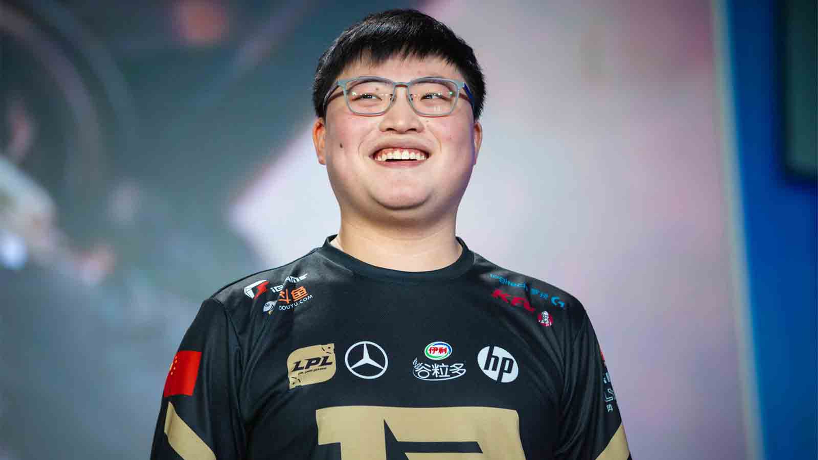 uzi-lol-hall-of-legends