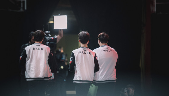 SKT sans Faker, Bang et Wolf