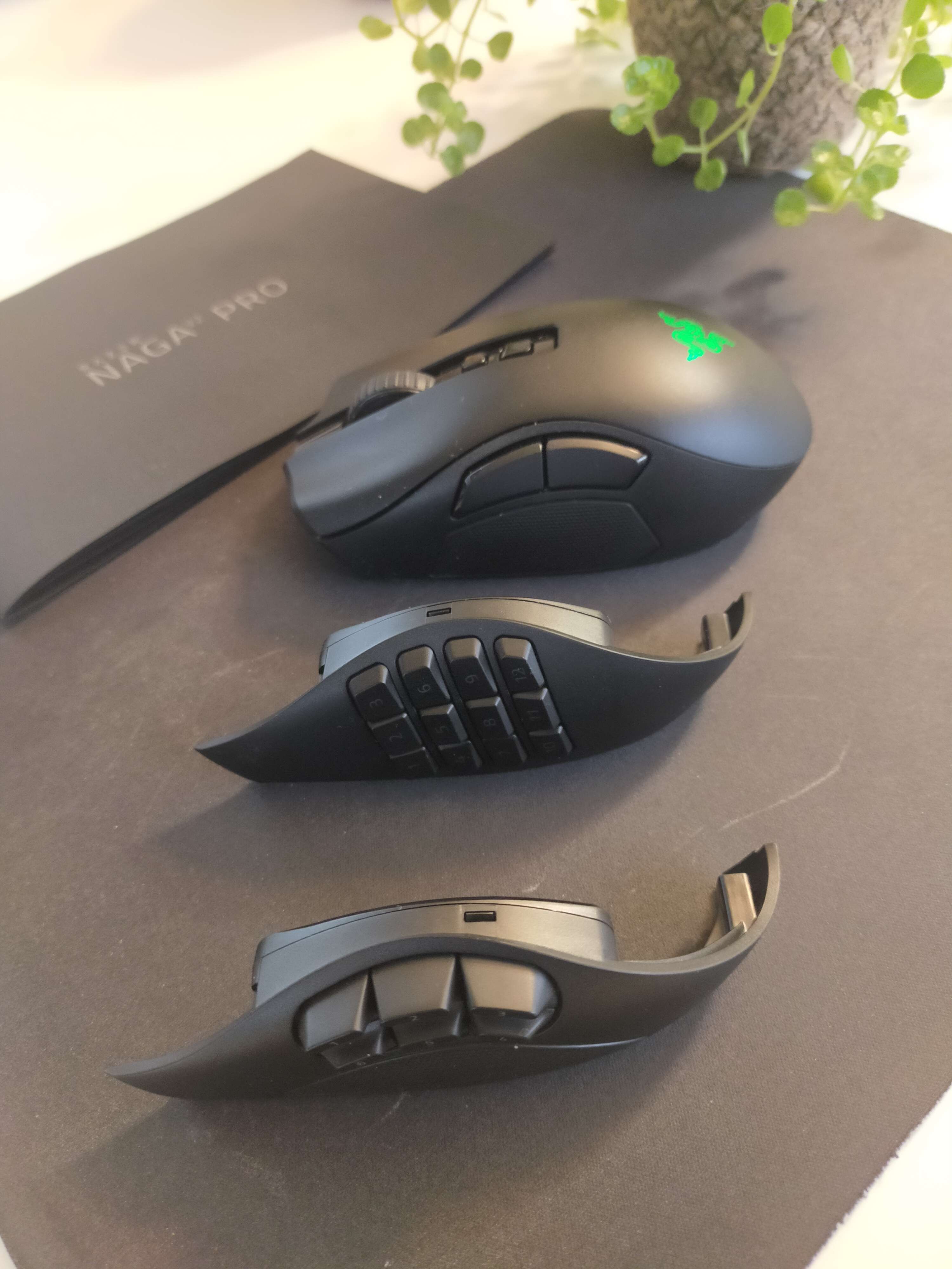 Test Razer Naga Pro : sans-fil et polyvalente, mais tellement chère