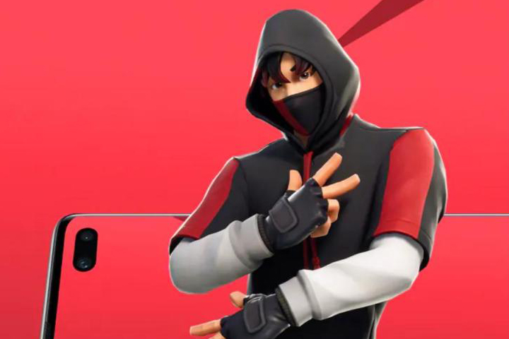 Fortnite Tenue Ikonik Nouveau Pack En Partenariat Avec Samsung