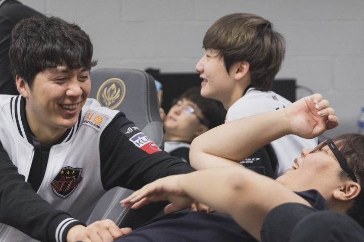 LoL : cCarter évoque la saison 7 de SKT