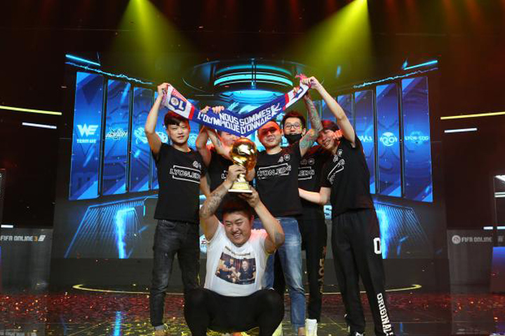 FIFA 18 : L’Olympique Lyonnais, champion de Chine avec EDG