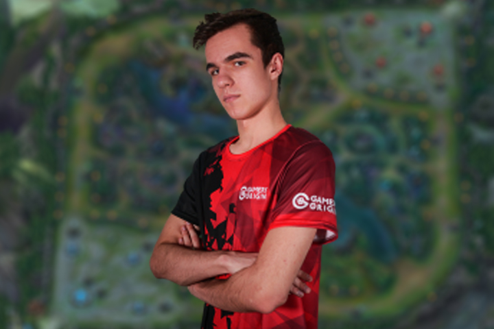 LoL : Pulsas quitte GamersOrigin, HustlinBeast prend sa place