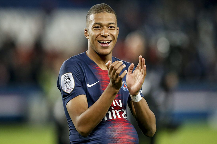 FIFA 19 : TOTW 19 prédictions, Mbappé, Cavani dans l’équipe de la semaine ? – FUT