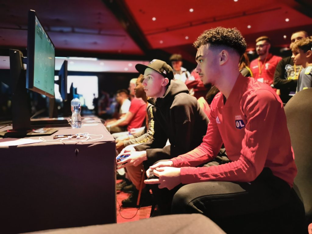 FIFA19: L’OL eSport remporte un tournoi doté à 5000 franc suisse !