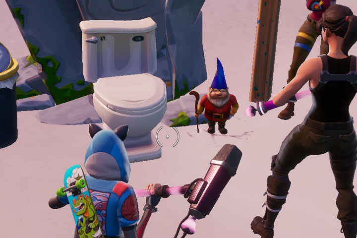 Fortnite : Puce 48 Décryptage, Utiliser la pioche Vox pour frapper le nain de jardin à côté d’un trône au sommet d’une montagne, Défi