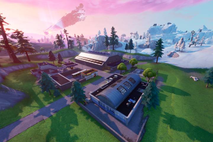 Fortnite : Le stade de football a été détruit pour un énorme cratère dans la màj de contenu 10.10