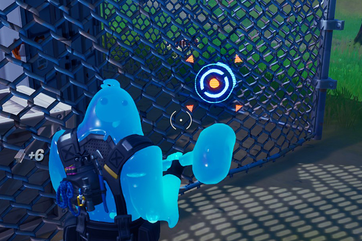 Fortnite : Frapper 5 points faibles d’affilée en collectant des matériaux