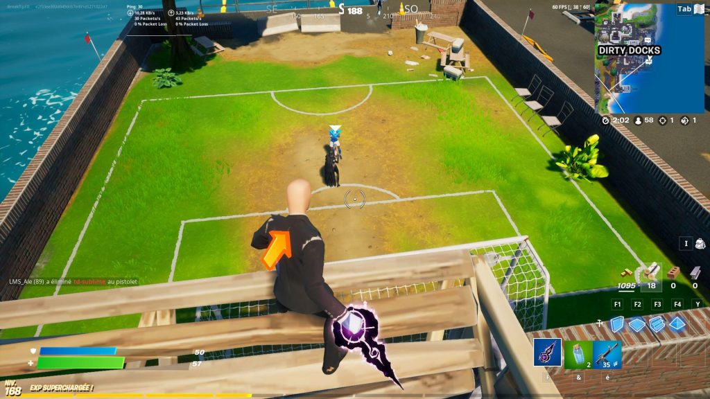 Marquer un but avec le jouet ballon de foot en tant que Neymar Jr, défis Neymar sur Fortnite