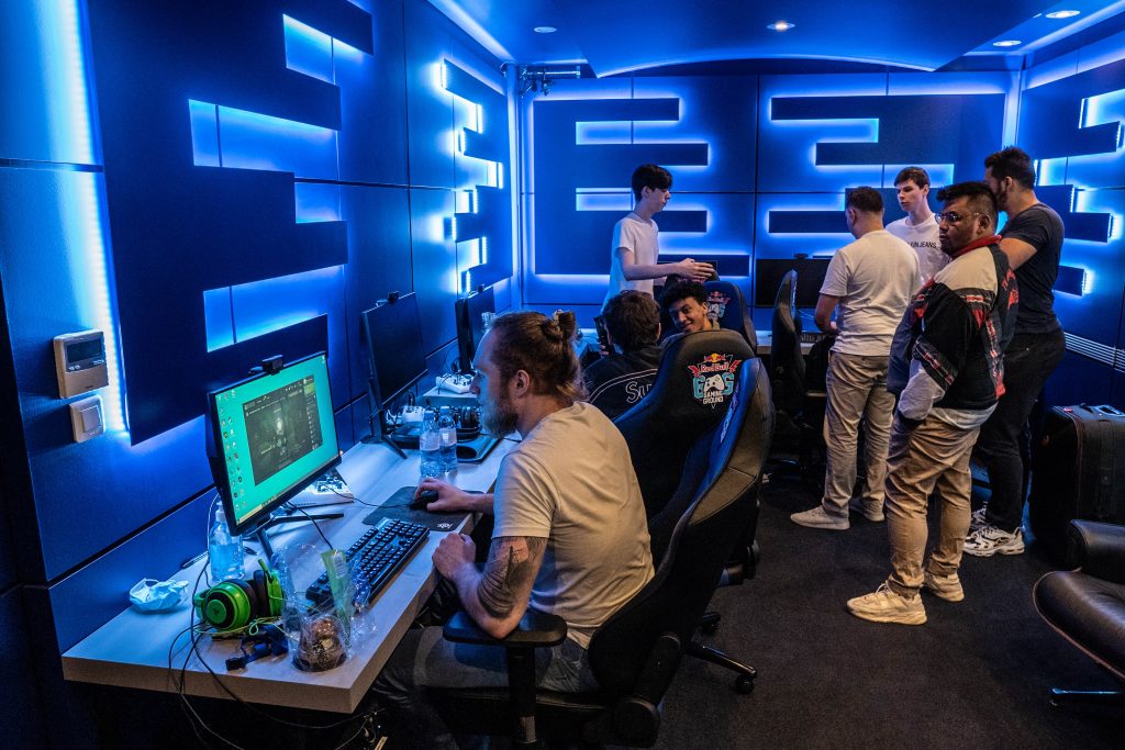 Kcorp en LFL, quand est-ce que la Karmine Corp joue des games au summer split 2021 ?