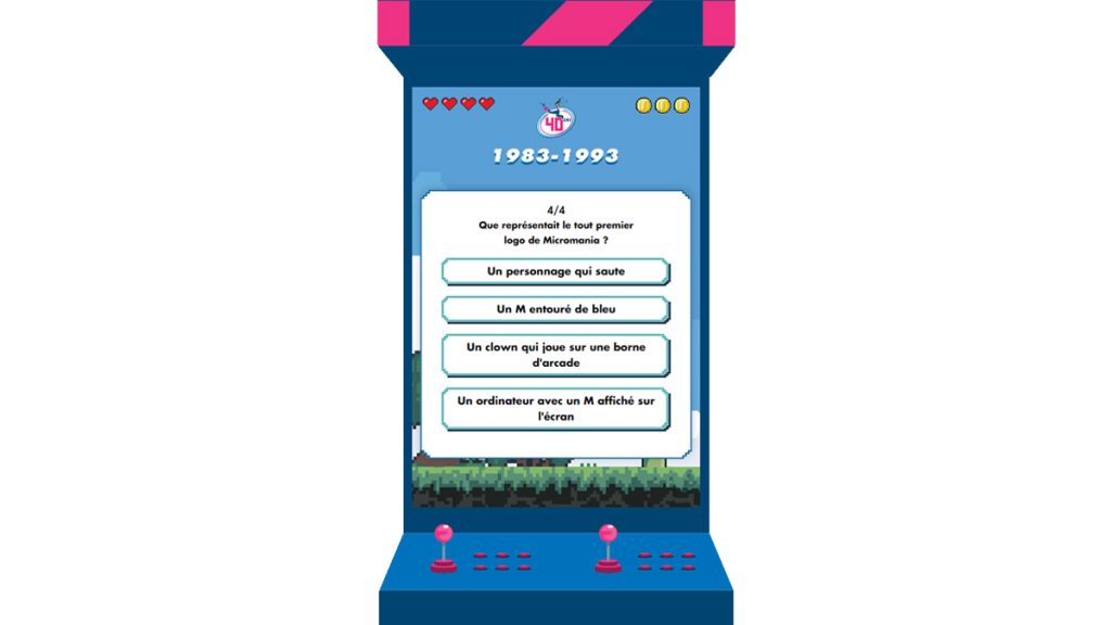 Que représentait le tout premier logo de Micromania ?