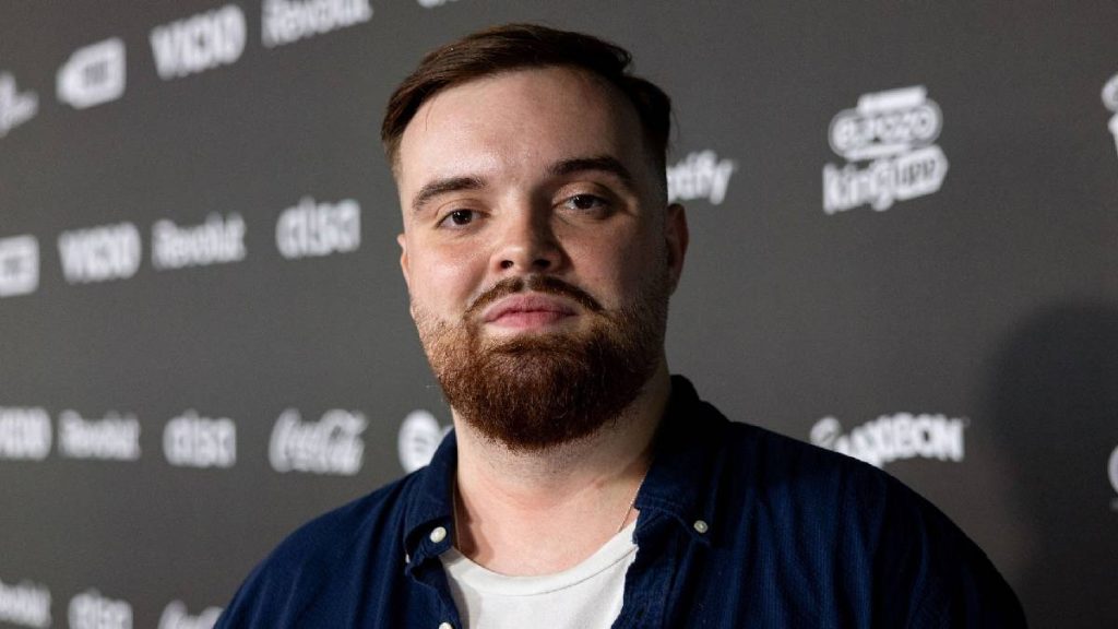 De Twitch aux terrains : Ibai Llanos fait naître le Ronin FC, son propre club de foot !