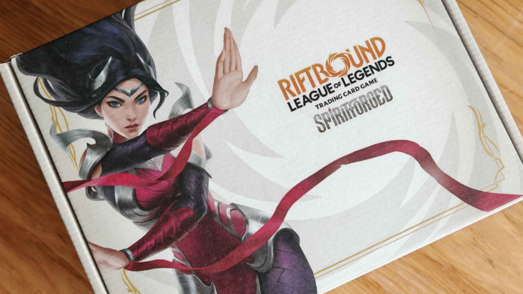 Riftbound Spiritforged : j’ai ouvert mes premiers boosters du set 2, et Riot a clairement franchi un cap